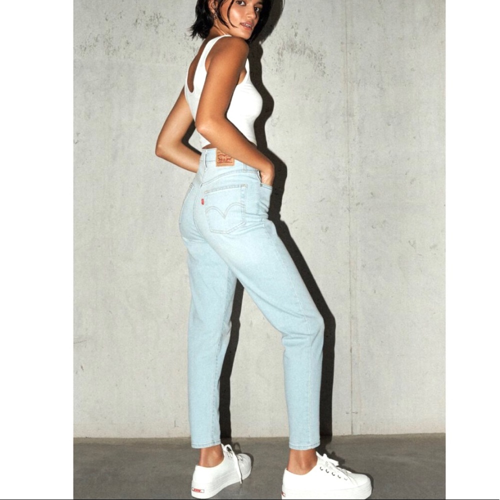 Levi’s High-Waisted Taper-NEW with tags